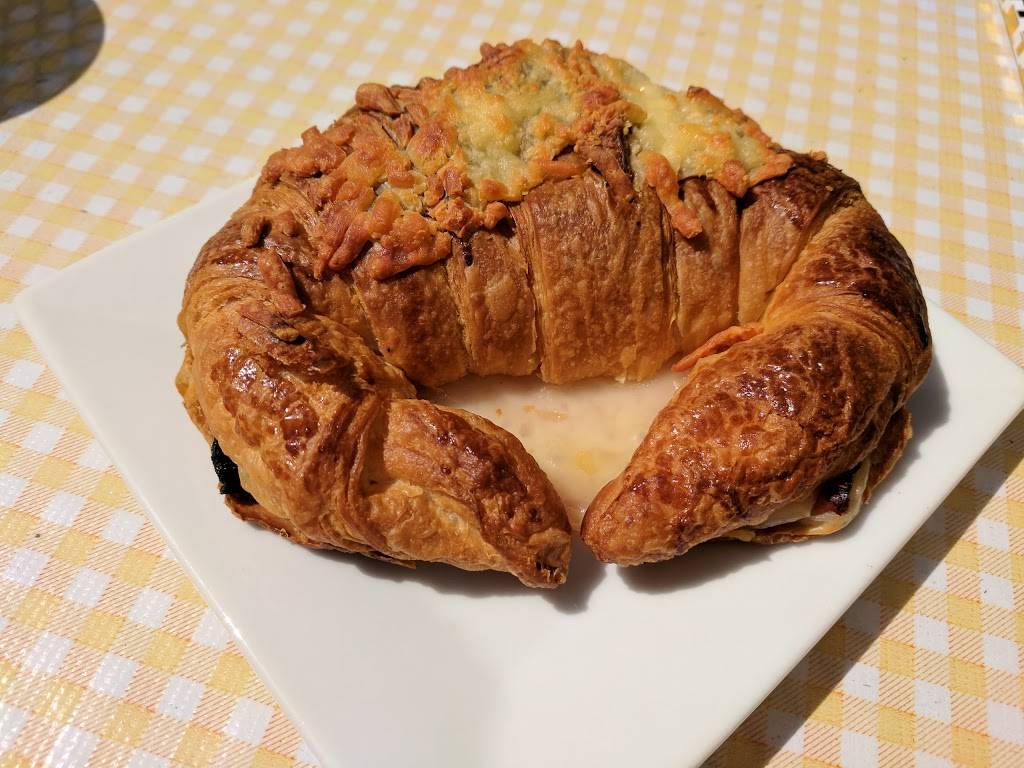 Lafayette Bakery & Cafe | bakery | 3659 The Barnyard Suite E22, Carmel-By-The-Sea, CA 93923, USA | 8319156286 OR +1 831-915-6286