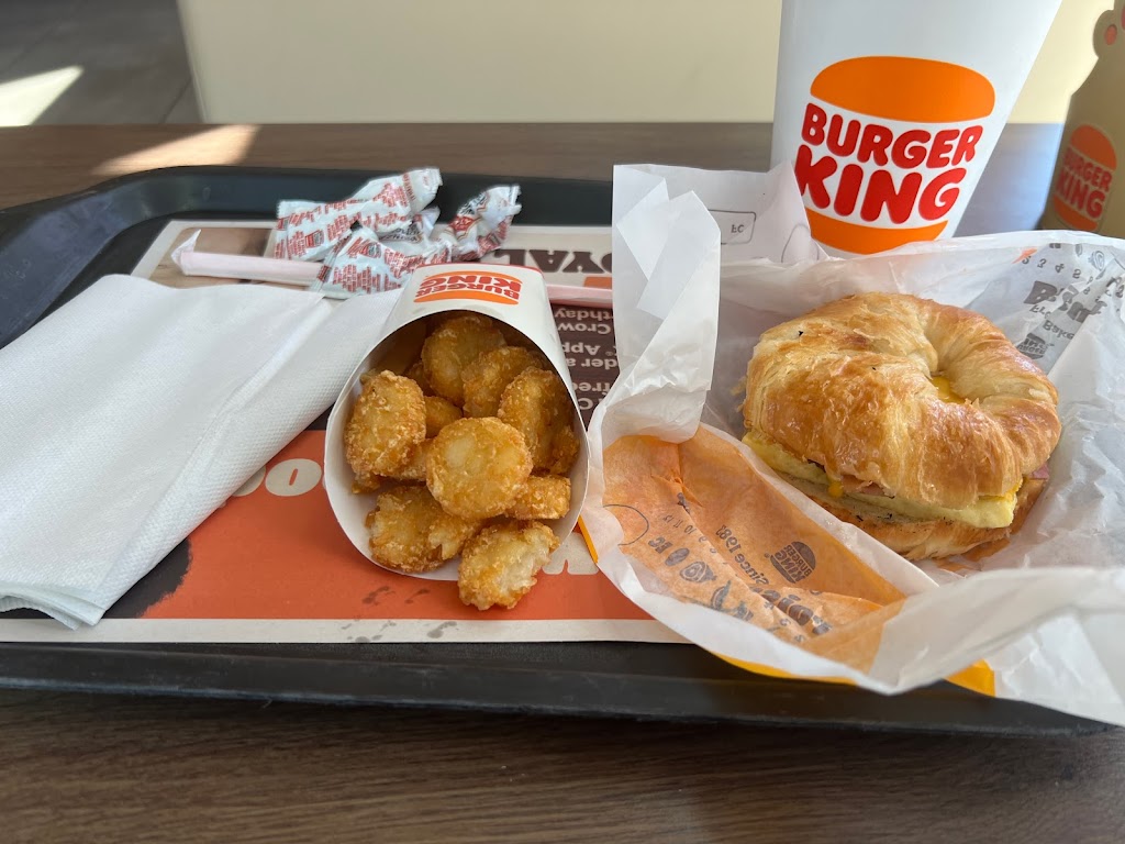 Burger King | restaurant | 175 N 44th St, Phoenix, AZ 85008, USA | 6022376657 OR +1 602-237-6657