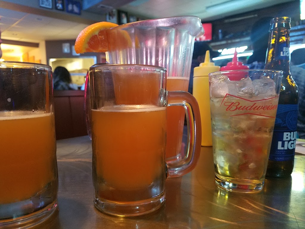 Politos Beer Barrel | restaurant | 2113 E Evans Ave, Pueblo, CO 81004, USA | 7195649915 OR +1 719-564-9915