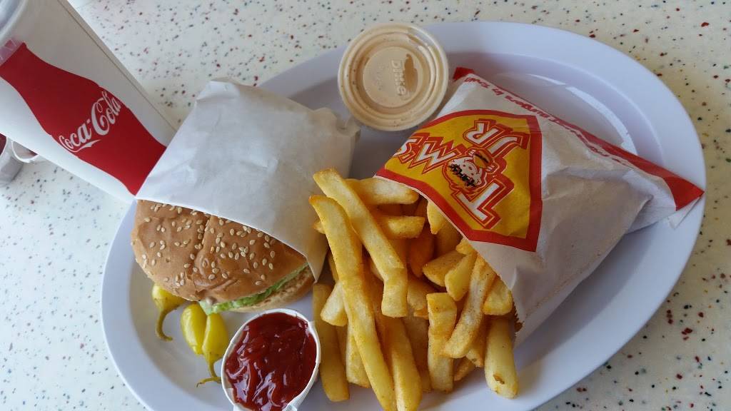 Toms Jr | restaurant | 1725 N Long Beach Blvd, Compton, CA 90280, USA | 3108853636 OR +1 310-885-3636