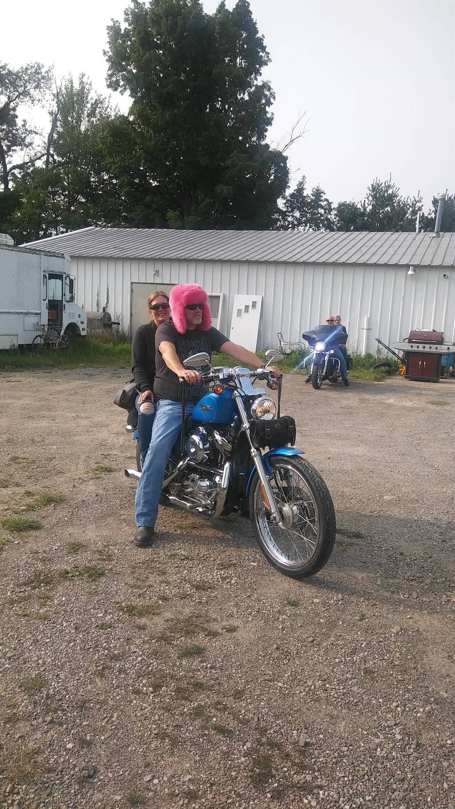 Johnsons Pizza & Pub | restaurant | 22641 PA-18, Conneautville, PA 16406, USA | 8145872727 OR +1 814-587-2727