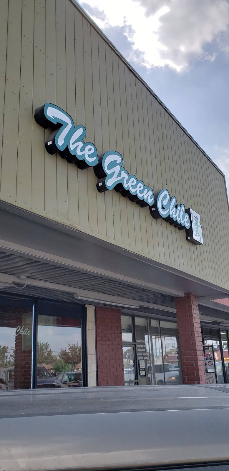 The Green Chile | restaurant | 13926 Imperial Hwy, La Mirada, CA 90638, USA | 5628021202 OR +1 562-802-1202