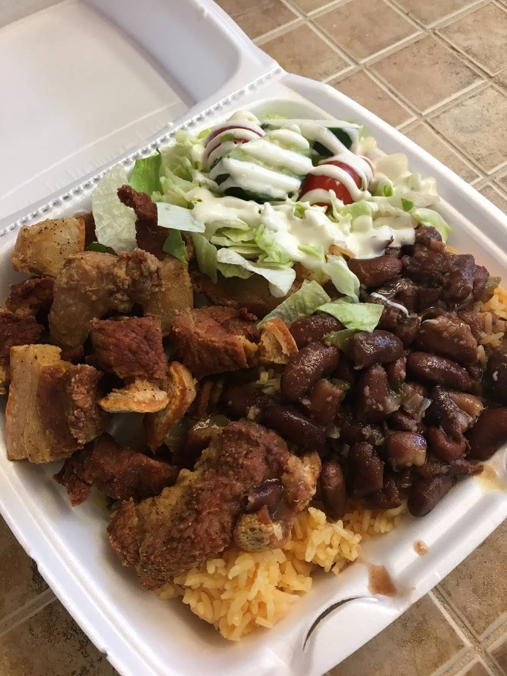 La Fonda | restaurant | 7 Neponset St, Worcester, MA 01606, USA | 7746159069 OR +1 774-615-9069