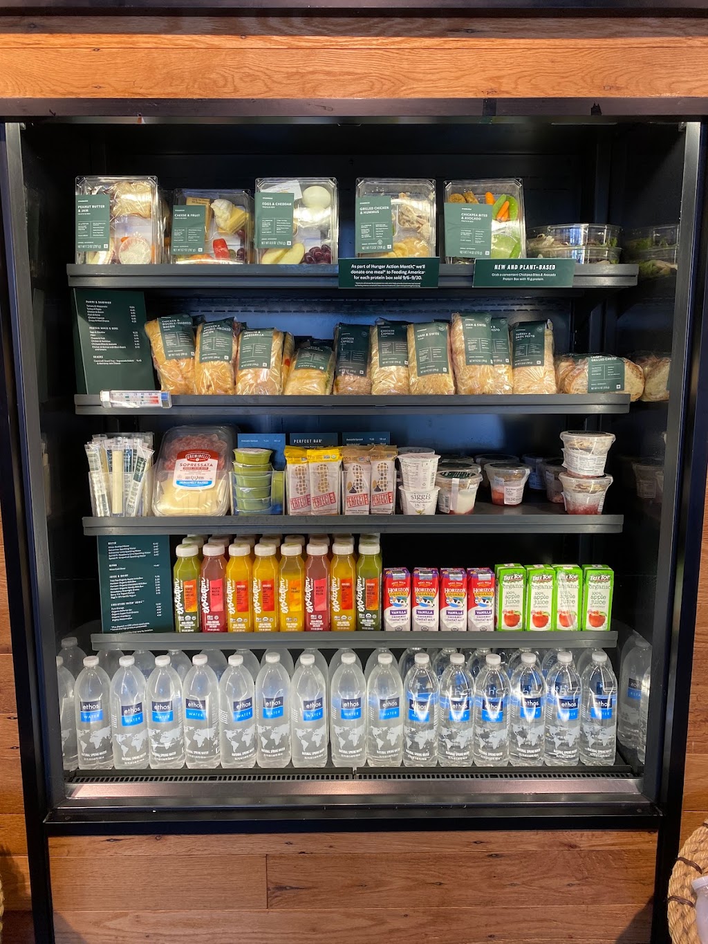 Starbucks | cafe | 375 NY-25A, Rocky Point, NY 11778, USA | 6319802792 OR +1 631-980-2792