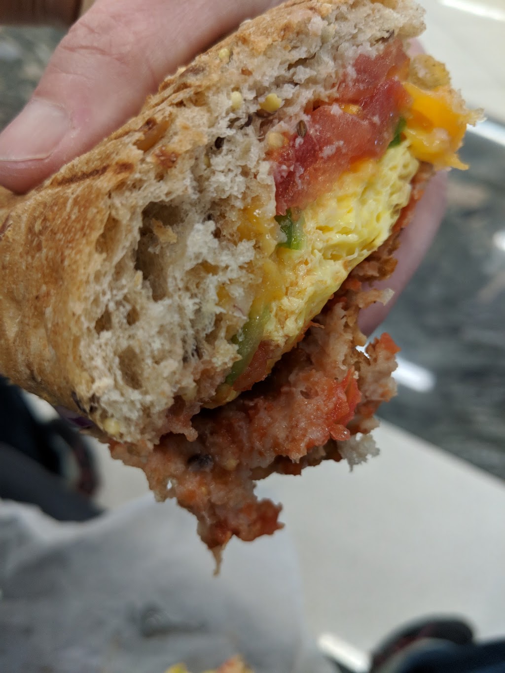 Fresh Healthy Cafe | cafe | 6000 N Terminal Pkwy, Atlanta, GA 30320, USA | 4047662206 OR +1 404-766-2206