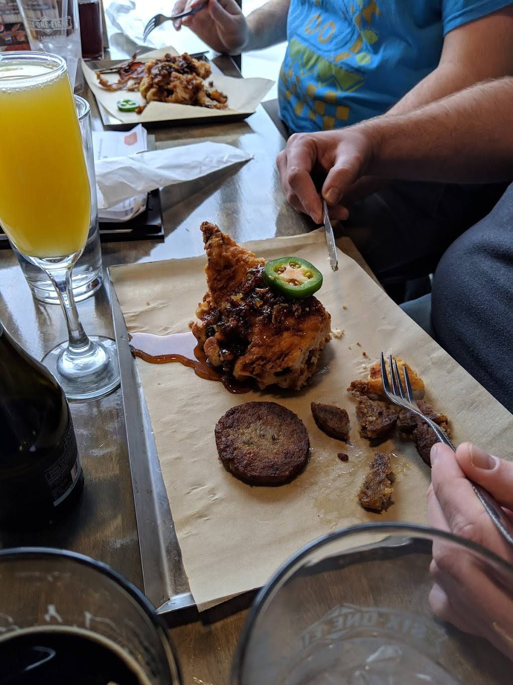 618 Tap House | restaurant | 2703 17th St, Marion, IL 62959, USA | 6184403600 OR +1 618-440-3600