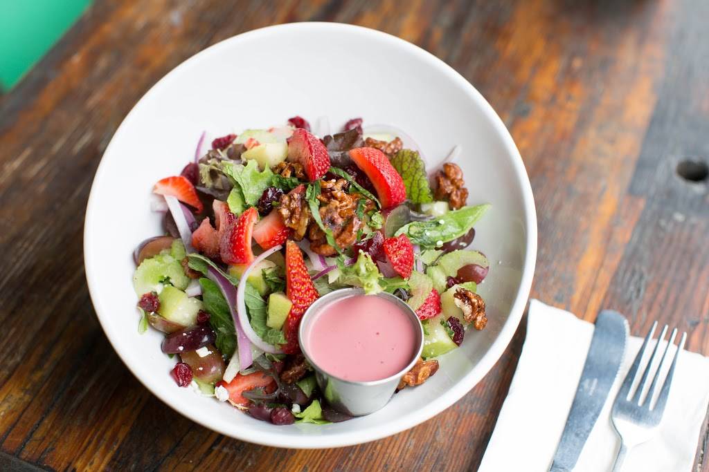 Greenleaf Gourmet Chopshop | restaurant | 9671 Wilshire Blvd, Beverly Hills, CA 90212, USA | 3102460756 OR +1 310-246-0756