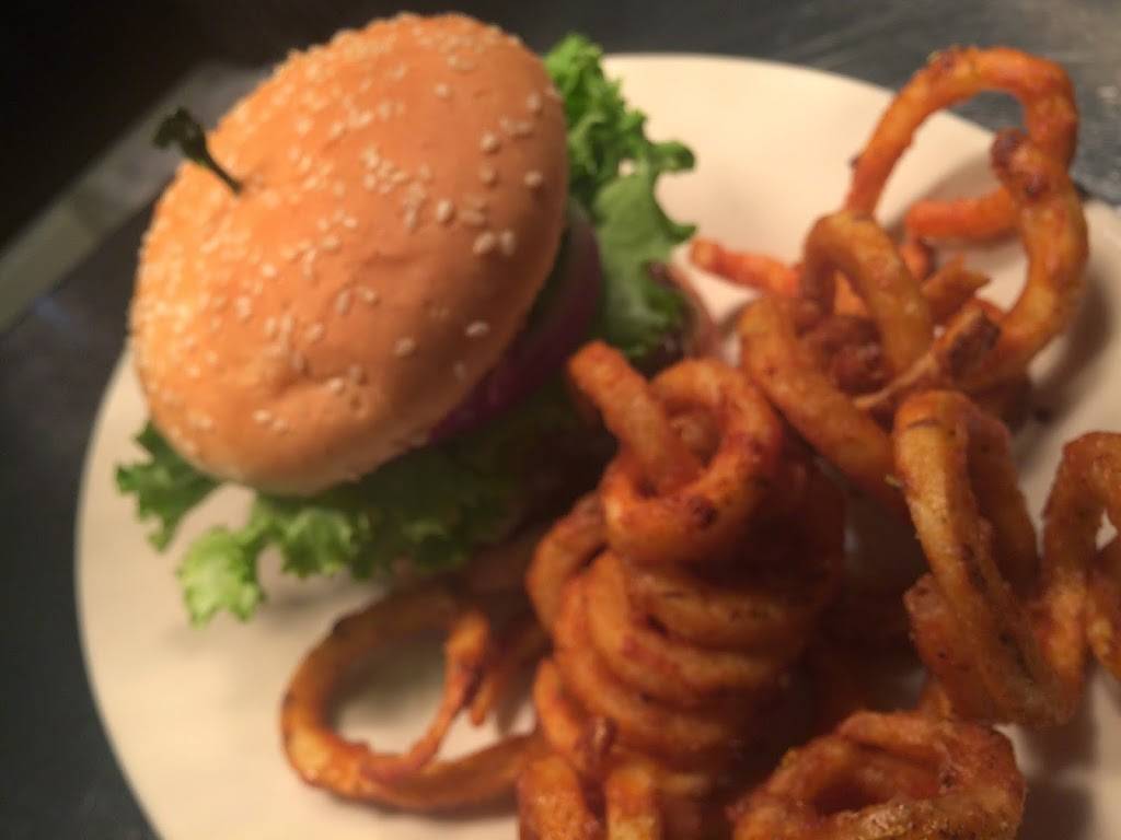 Stadiums Sports Bar | restaurant | 16065 SE McLoughlin Blvd, Oak Grove, OR 97267, USA | 5033058410 OR +1 503-305-8410