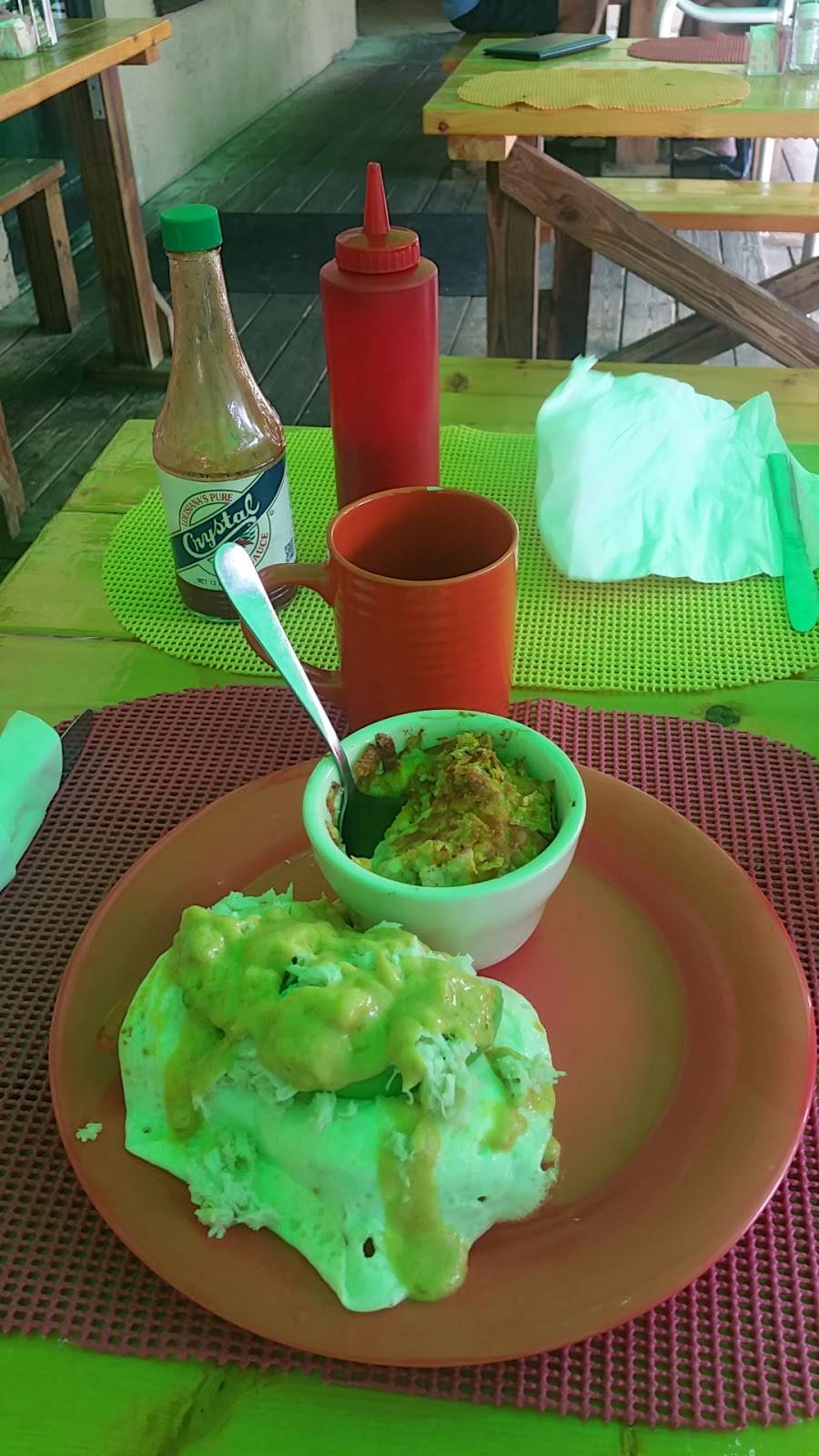 Cathys Beach Connection | restaurant | 12850 US-1, Juno Beach, FL 33408, USA | 5616262262 OR +1 561-626-2262