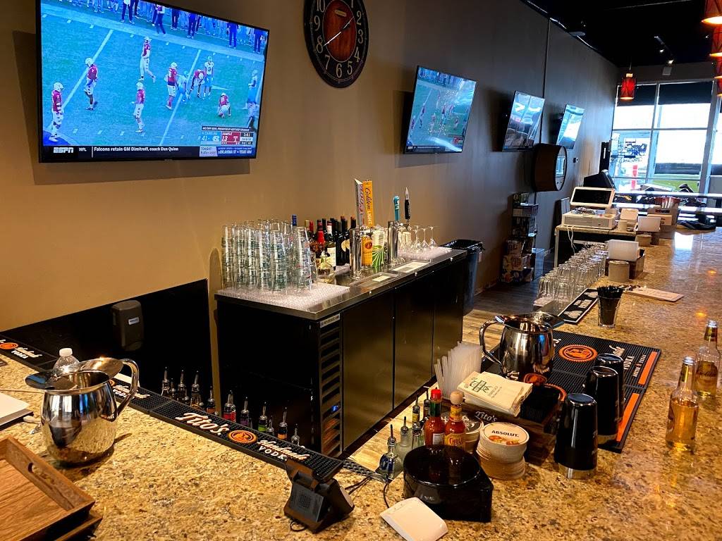 Ugly Putters Indoor Golf & Event Center | restaurant | 1799 Geneva Ave N, Oakdale, MN 55128, USA | 6512373664 OR +1 651-237-3664