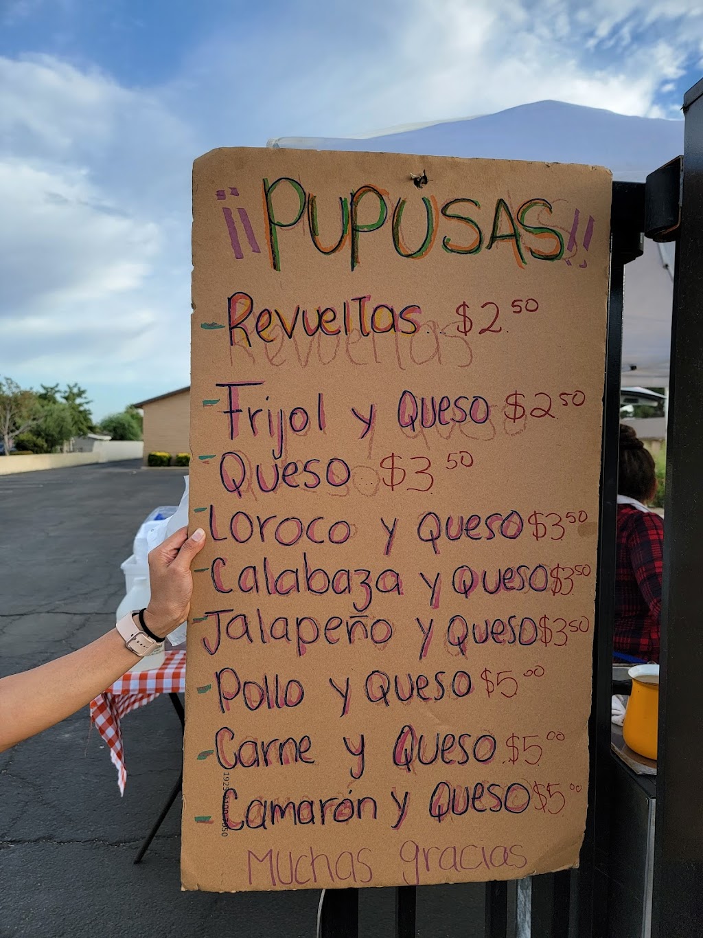 Celias Pupusas | restaurant | 499 Pacheco Rd, Bakersfield, CA 93307, USA | 6613467551 OR +1 661-346-7551
