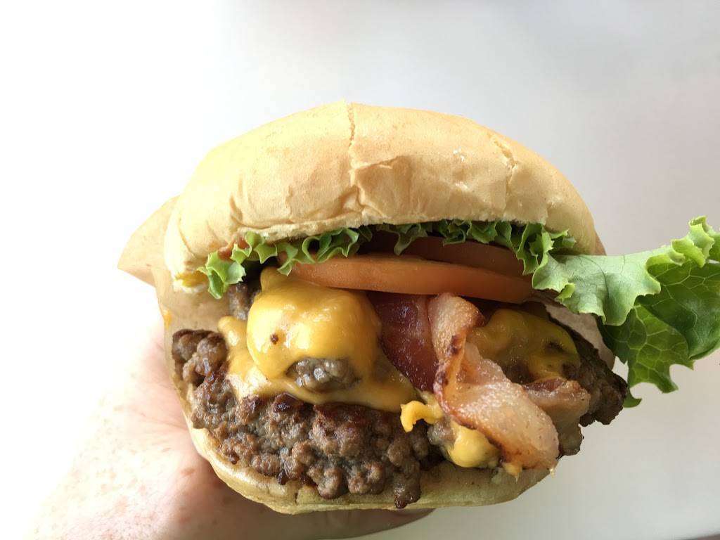 The Burgers Priest | restaurant | 3280 Dufferin St, North York, ON M6A 2T4, Canada | 6473527070 OR +1 647-352-7070