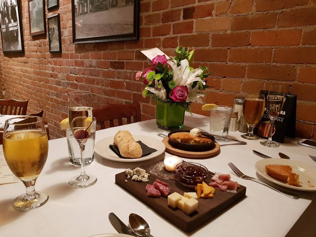 Greeley Chophouse | restaurant | 804 8th St, Greeley, CO 80631, USA | 9706738853 OR +1 970-673-8853