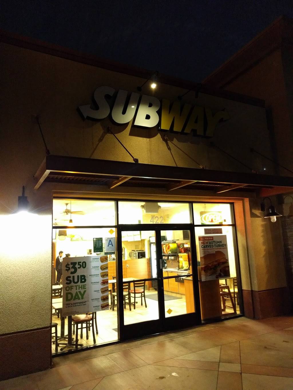 Subway Restaurants | restaurant | 422 Auto Center Dr, Claremont, CA 91711, USA | 9096215678 OR +1 909-621-5678