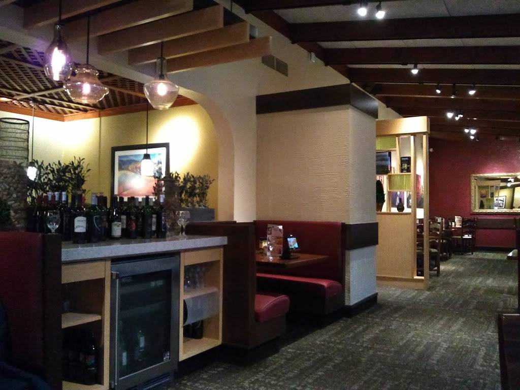 Olive Garden Italian Restaurant | meal takeaway | 5740 Youngstown Warren Rd, Niles, OH 44446, USA | 3306522014 OR +1 330-652-2014