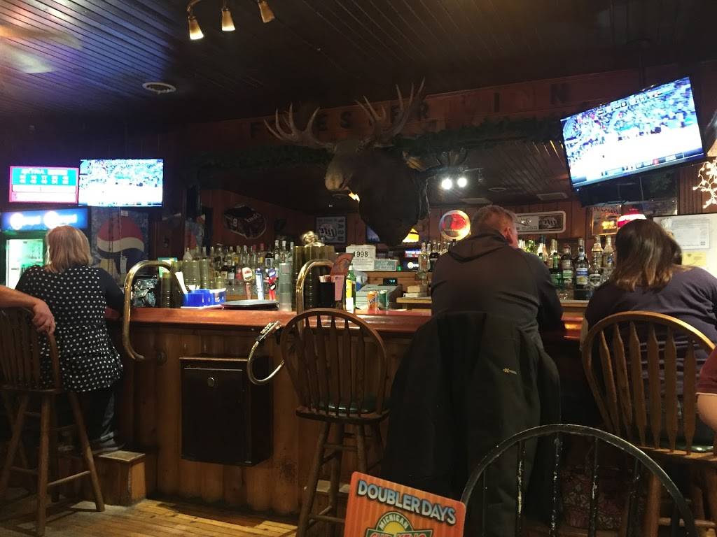 Forester Inn | restaurant | 2422 Lakeshore Rd, Carsonville, MI 48419, USA | 8106228606 OR +1 810-622-8606