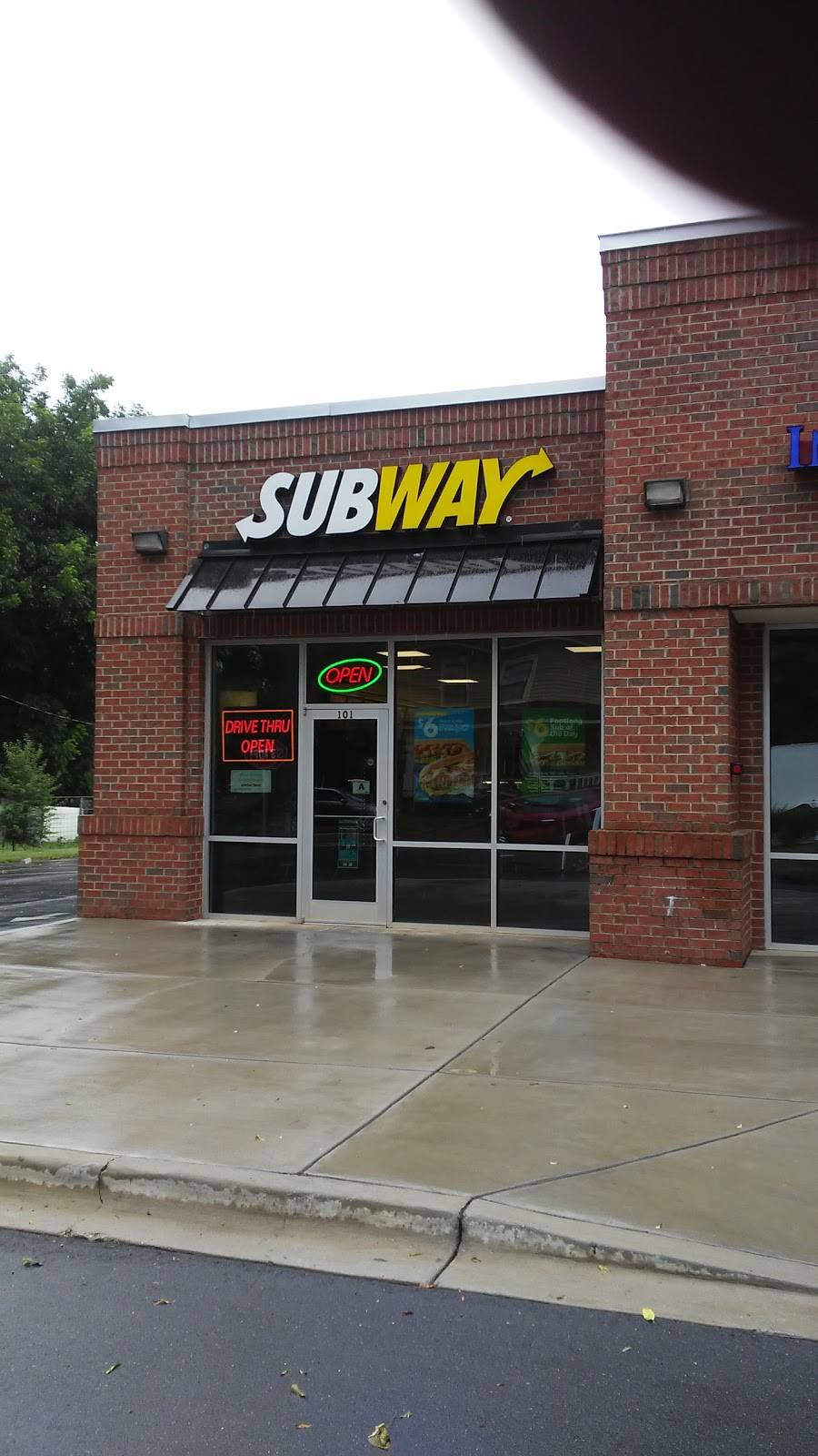 Subway | restaurant | 106 Clebourne St, Fort Mill, SC 29715, USA | 8033968700 OR +1 803-396-8700
