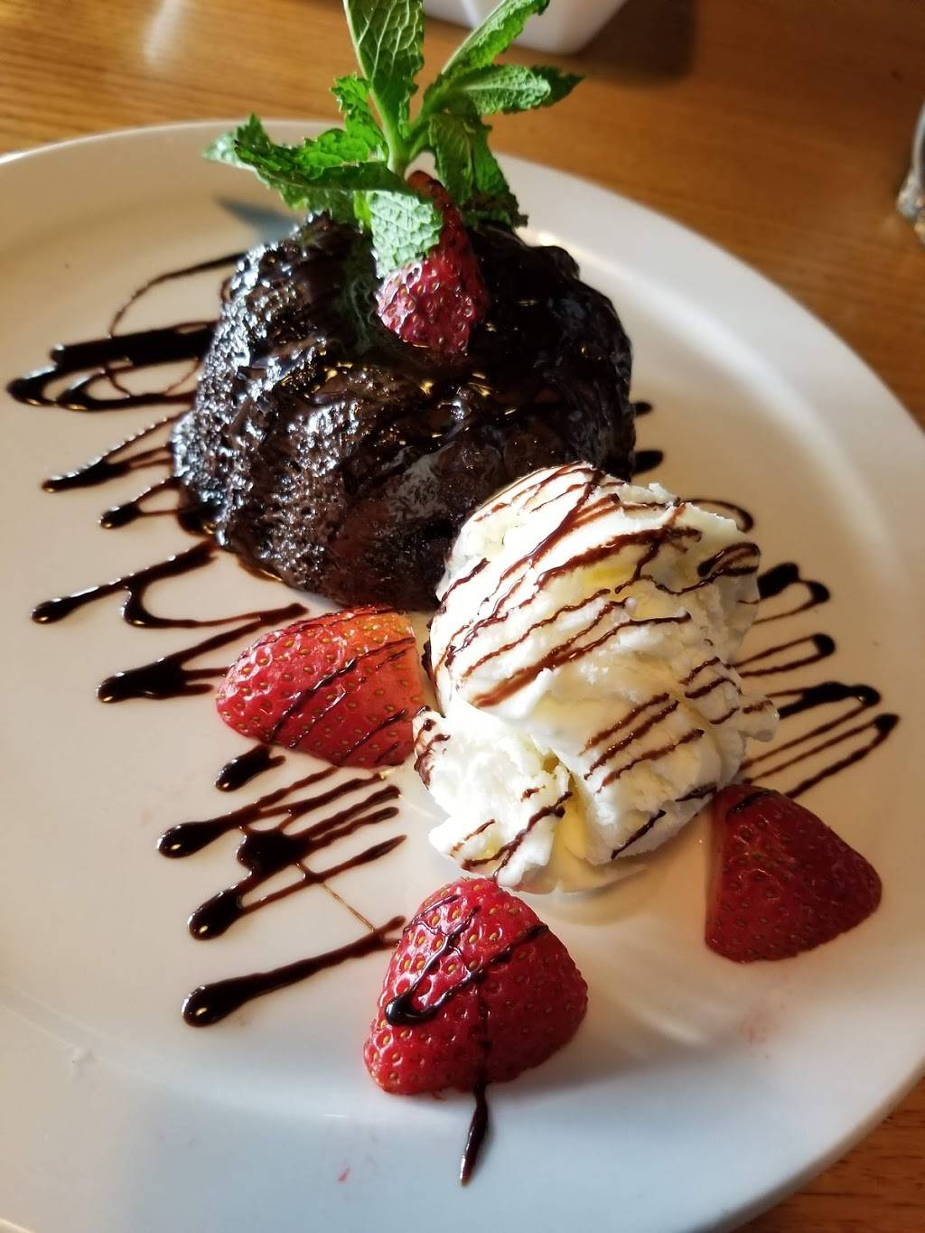 Factory Girl | restaurant | 193 Danforth Ave, Toronto, ON M4K 1N2, Canada | 6473522799 OR +1 647-352-2799