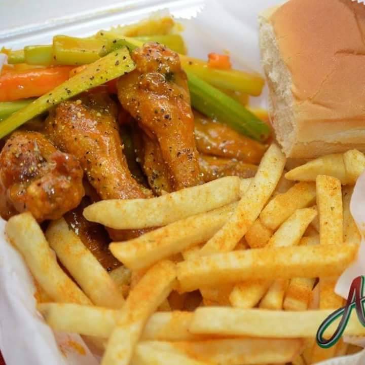 Adline Hot Wings Express | restaurant | 2736 James Rd, Memphis, TN 38128, USA | 9013572515 OR +1 901-357-2515
