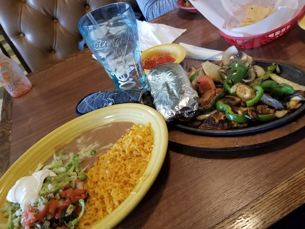 La Fuente | restaurant | 899 SW Lemans Ln, Lees Summit, MO 64082, USA | 8166239494 OR +1 816-623-9494