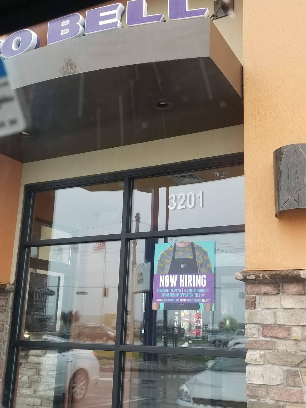 Taco Bell | meal takeaway | 3201 N Morrison Rd, Muncie, IN 47304, USA | 7652880487 OR +1 765-288-0487