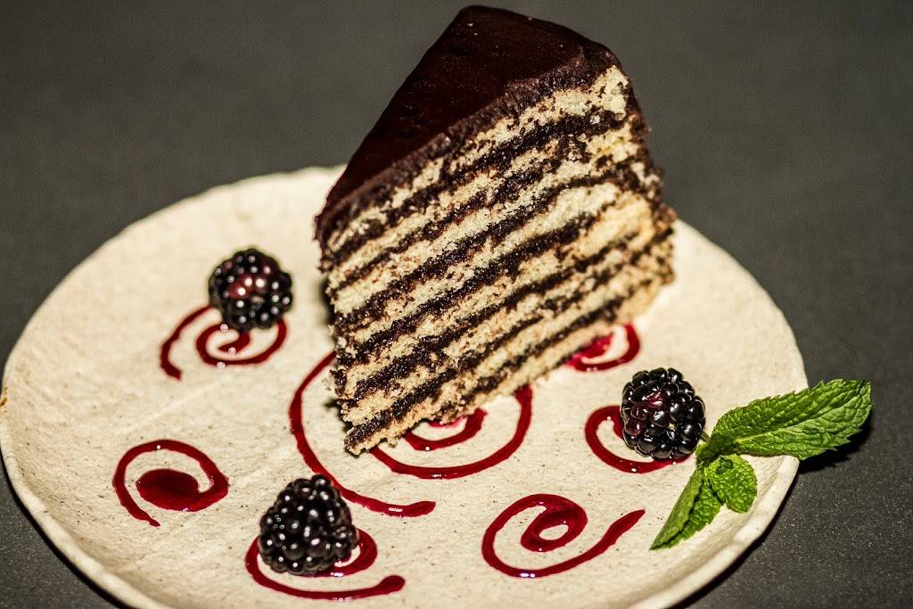 16 On The Park | restaurant | 16, 800 N Wolfe St, Baltimore, MD 21205, USA | 4435248450 OR +1 443-524-8450