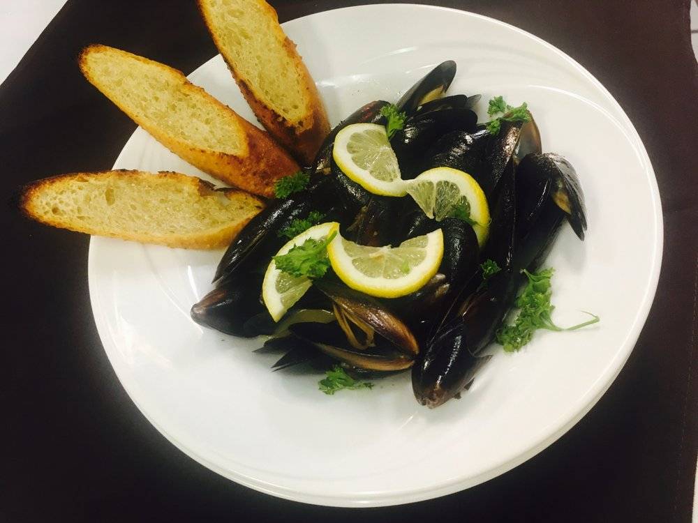 BT Restaurant and Tavern | cafe | 2031 US-130, Burlington, NJ 08016, USA | 6094991355 OR +1 609-499-1355