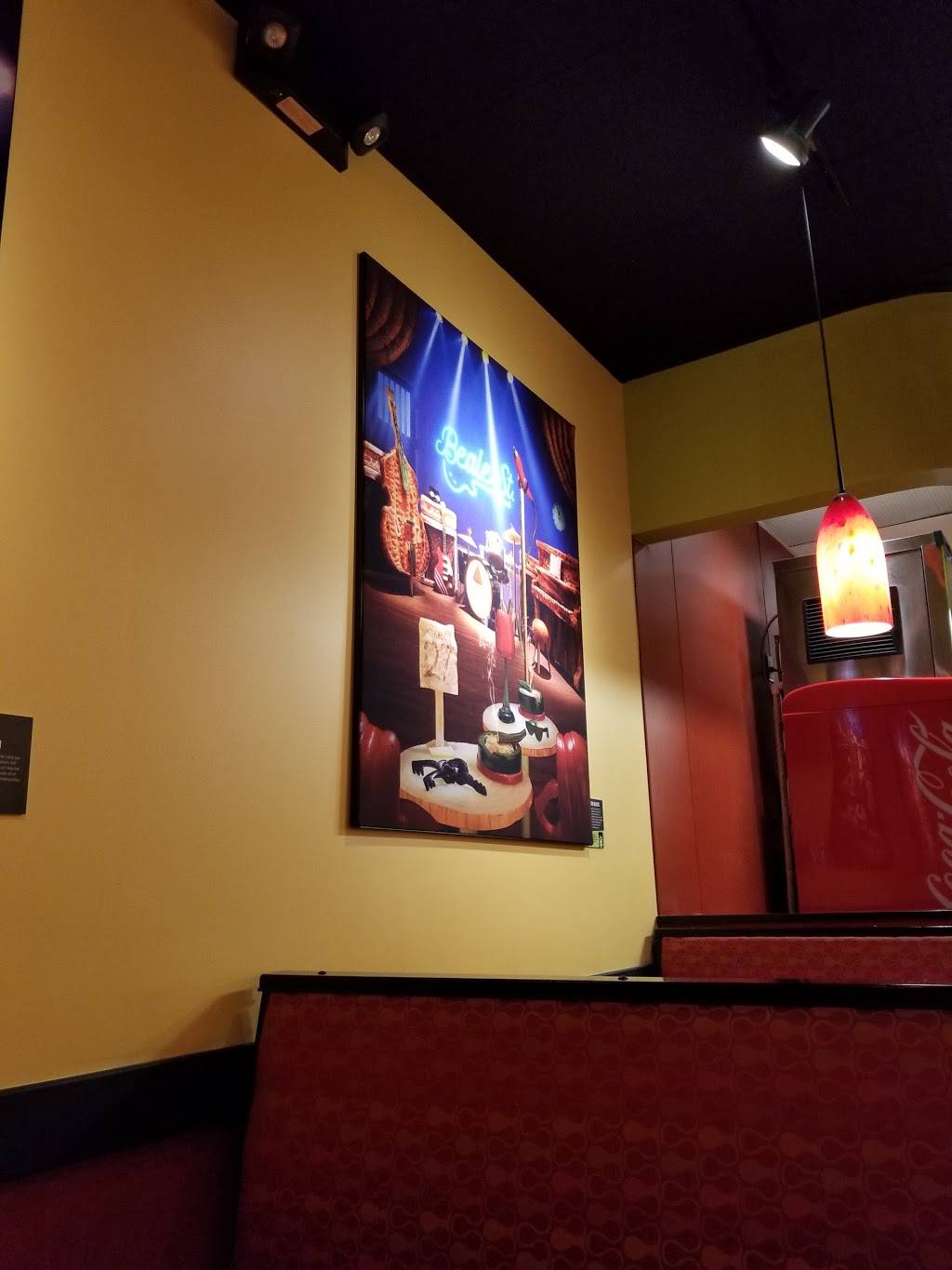 Moes Southwest Grill | restaurant | 2040 N High St, Columbus, OH 43201, USA | 6149289005 OR +1 614-928-9005
