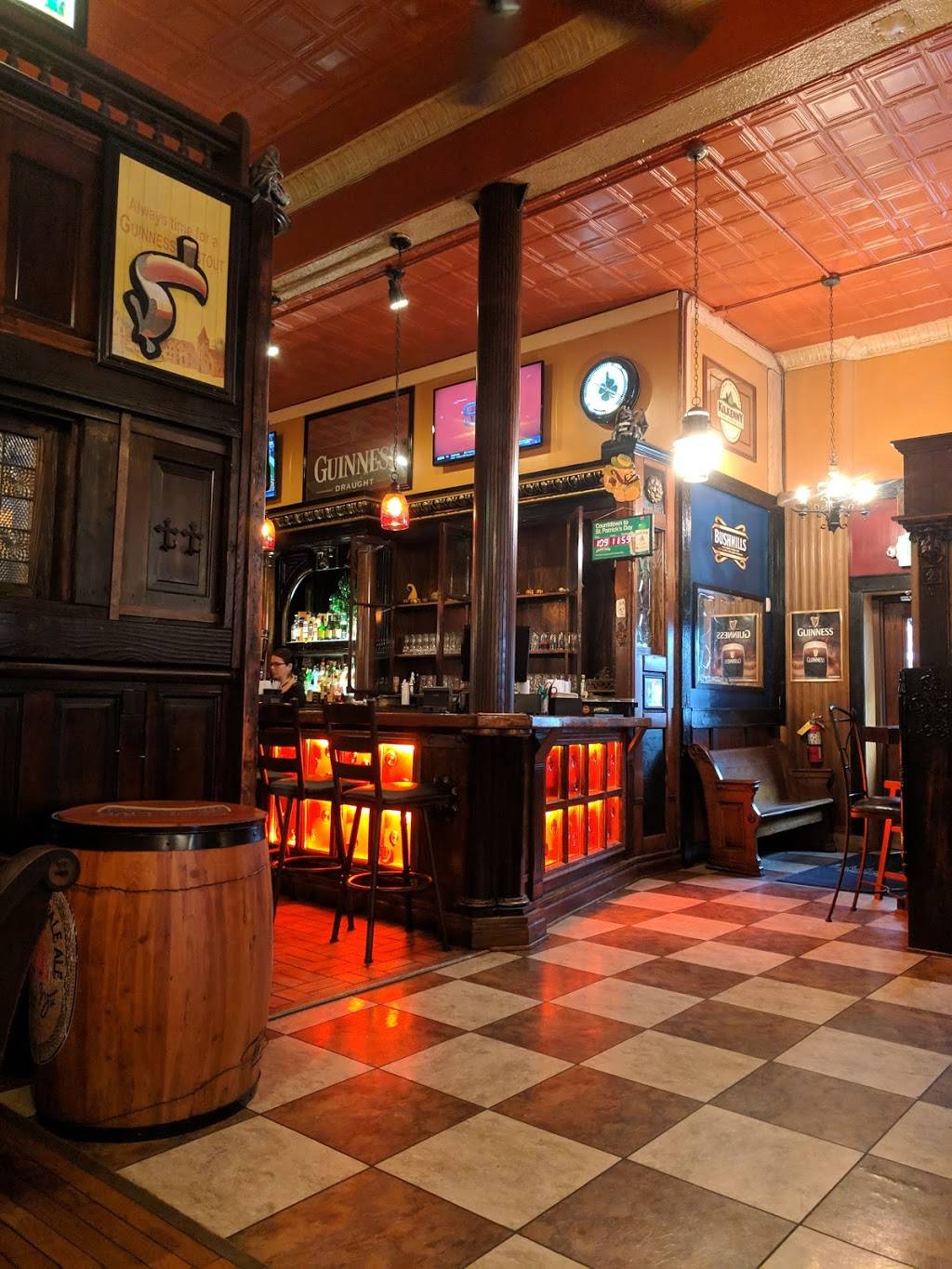 Cook McDoogals Irish Pub | restaurant | 100 N Main St, Kokomo, IN 46901, USA | 7654506143 OR +1 765-450-6143