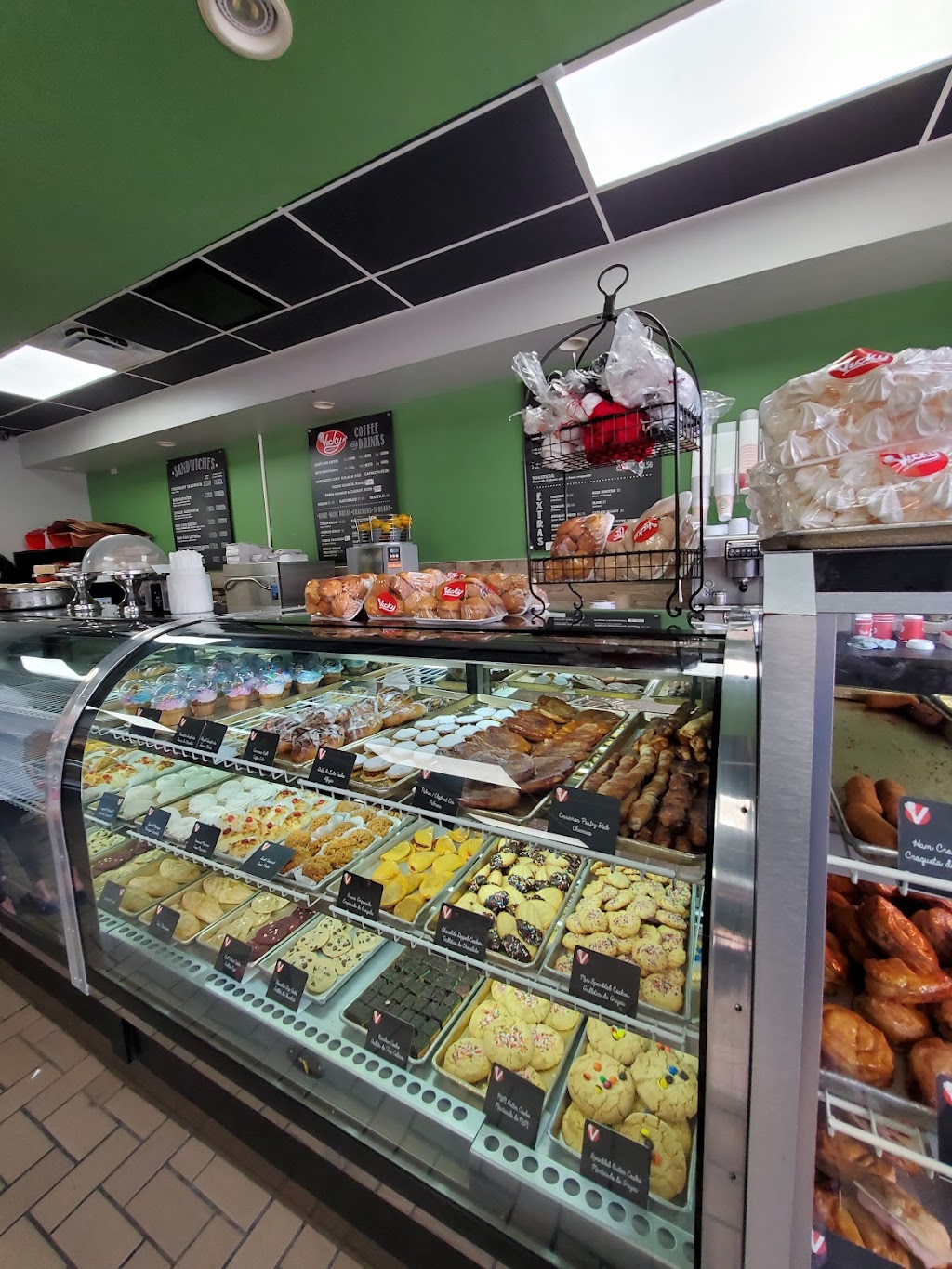 Vicky Bakery | bakery | 10201 Stirling Rd, Cooper City, FL 33328, USA | 9544344420 OR +1 954-434-4420