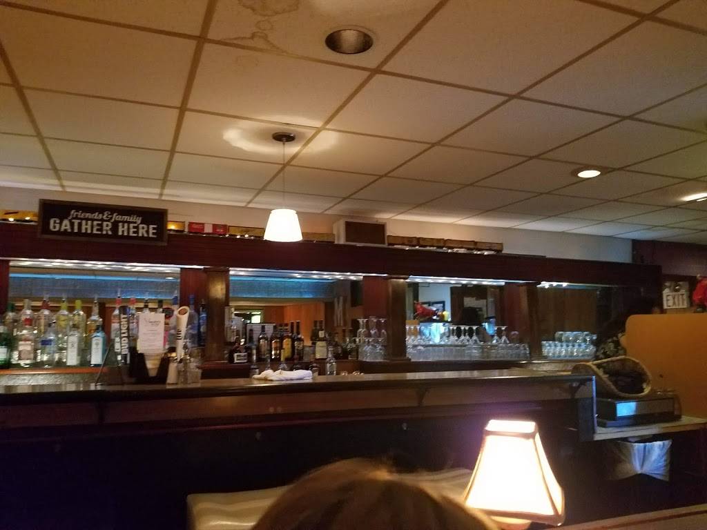 Maurys Tiny Cove & Maurs Bar | restaurant | 3908 Harrison Ave, Cincinnati, OH 45211, USA | 5136622683 OR +1 513-662-2683