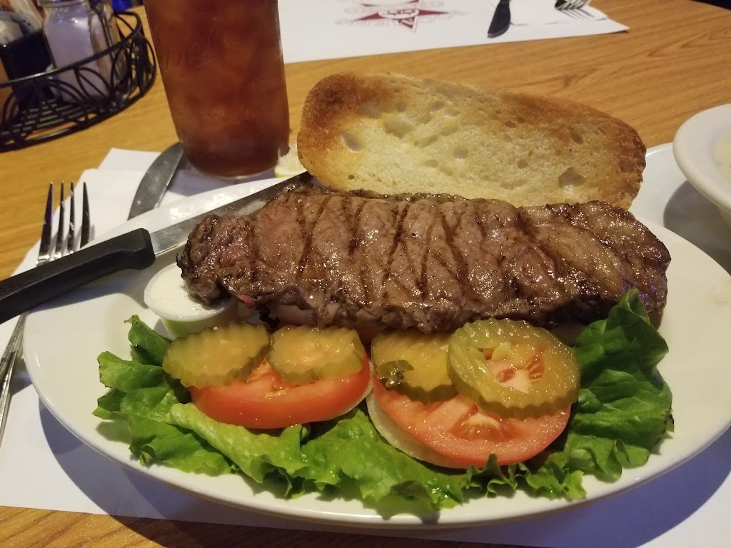 Boomer’s Saloon | restaurant | 45020 N Hwy 101, Laytonville, CA 95454, USA | 7079846534 OR +1 707-984-6534