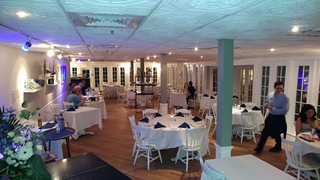 Old Captiva House | restaurant | 15951 Captiva Dr, Captiva, FL 33924, USA | 2394725161 OR +1 239-472-5161