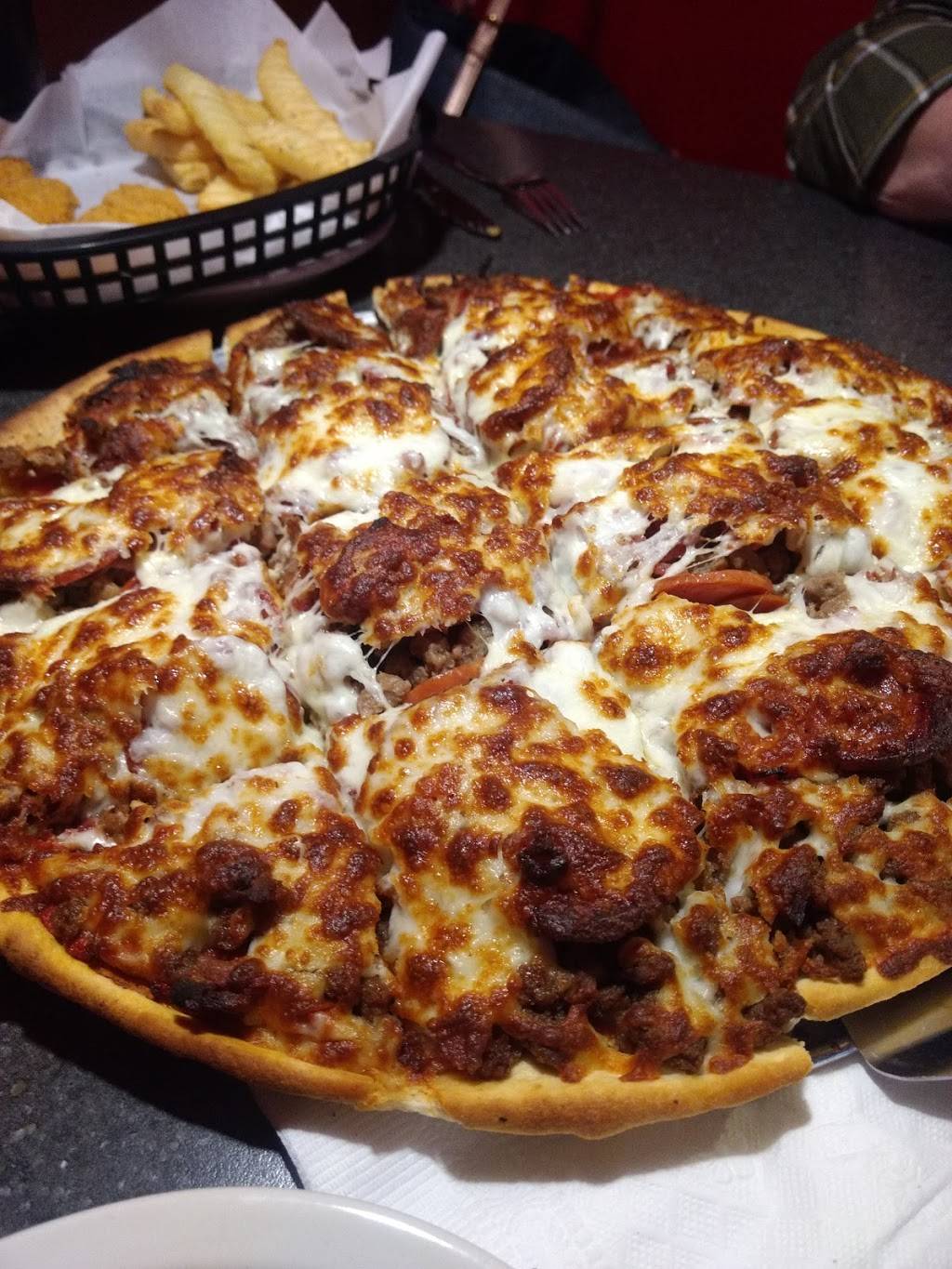 Bearnos Pizza | restaurant | 2900 Taylorsville Rd, Louisville, KY 40205, USA | 5024588605 OR +1 502-458-8605