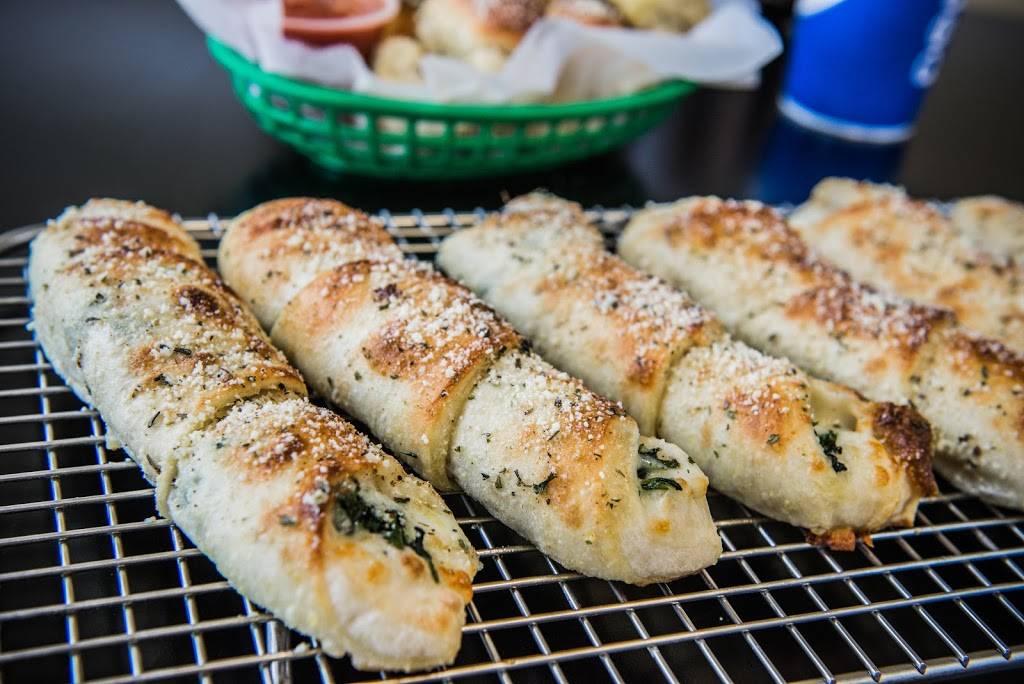 Italian Village Pizza | restaurant | 275 S Chickasaw Trail Ste 5, Orlando, FL 32825, USA | 4077378889 OR +1 407-737-8889