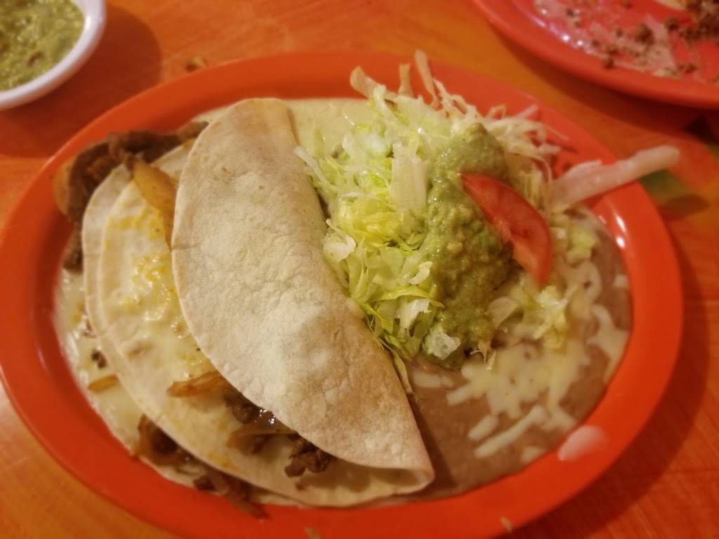 La Casa Mexicana | restaurant | 5699 Mullins Ave, Clintwood, VA 24228, USA | 2769266274 OR +1 276-926-6274