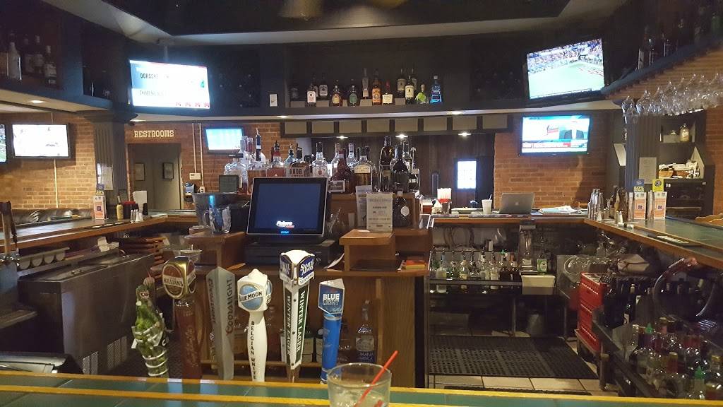 Finns Tap Room and Party House | restaurant | 14 Railroad St, Victor, NY 14564, USA | 5859244660 OR +1 585-924-4660
