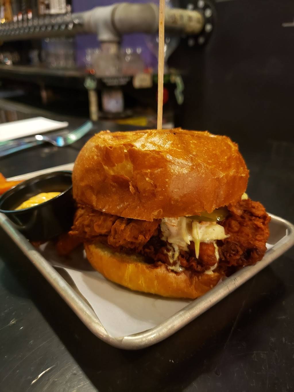 Taps Valley Gastropub | restaurant | 18673 Devonshire St, Northridge, CA 91324, USA | 8182174199 OR +1 818-217-4199