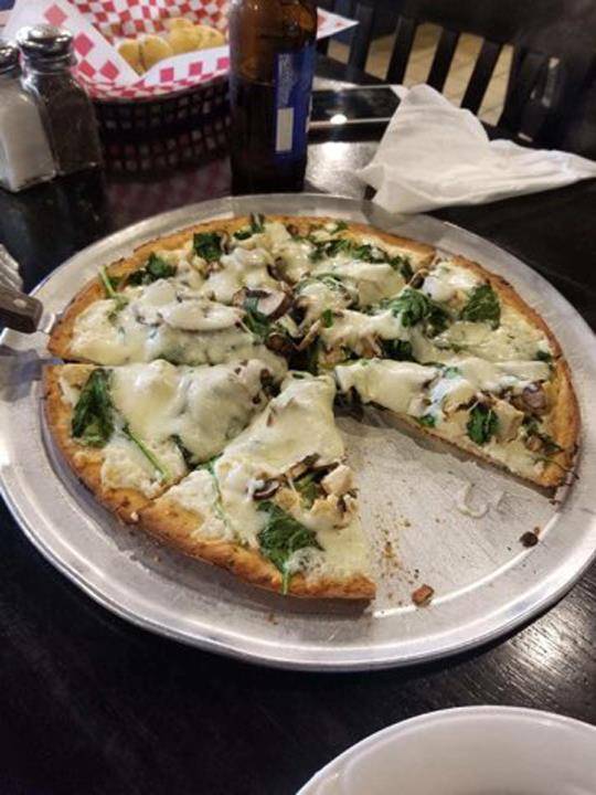 Sal Vitales Italian Restaurant and Pizzeria | meal takeaway | 1010 Park Ave, Muscatine, IA 52761, USA | 5632648259 OR +1 563-264-8259