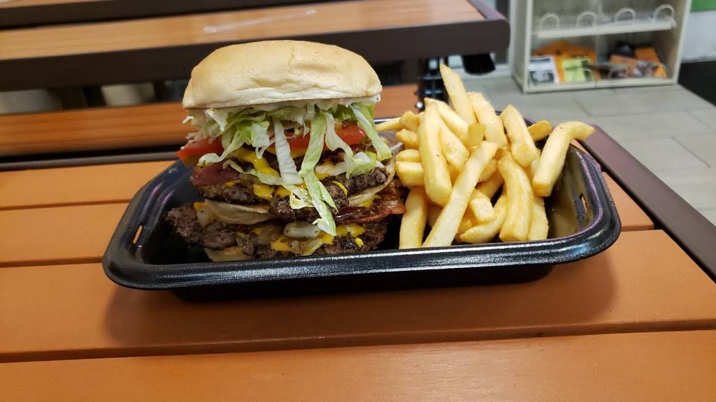 Chavelas Water & Ice-Cream Eatery | restaurant | 5630 W Camelback Rd #120, Glendale, AZ 85301, USA | 6234553574 OR +1 623-455-3574