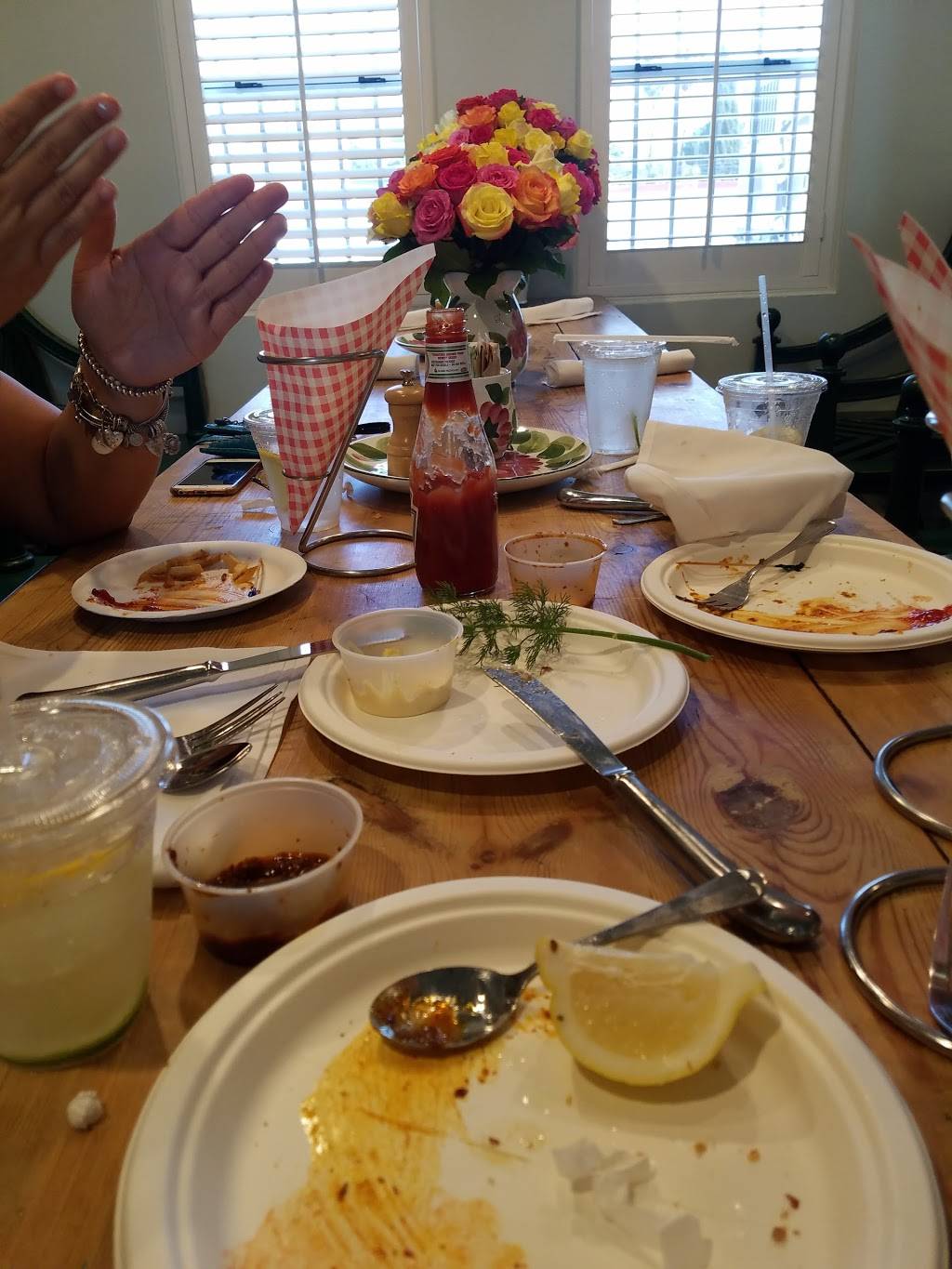 Dolce Isola | cafe | 2869 S Robertson Blvd, Los Angeles, CA 90034, USA | 3107767070 OR +1 310-776-7070