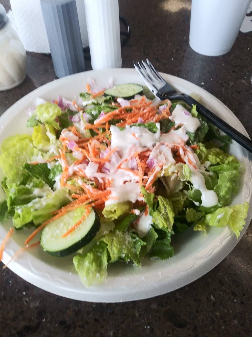 Knollas Pizza Cafe | restaurant | 7343 W Central Ave, Wichita, KS 67212, USA | 3167734496 OR +1 316-773-4496