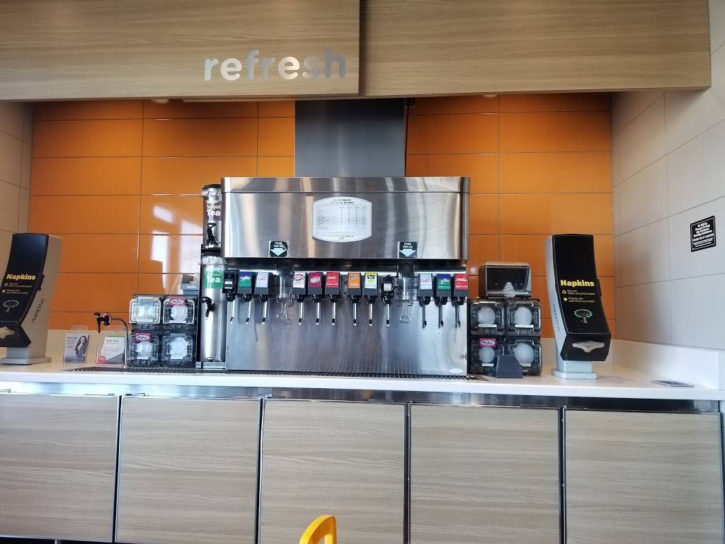 McDonalds | cafe | 5065 Clairemont Dr, San Diego, CA 92117, USA | 8582743344 OR +1 858-274-3344