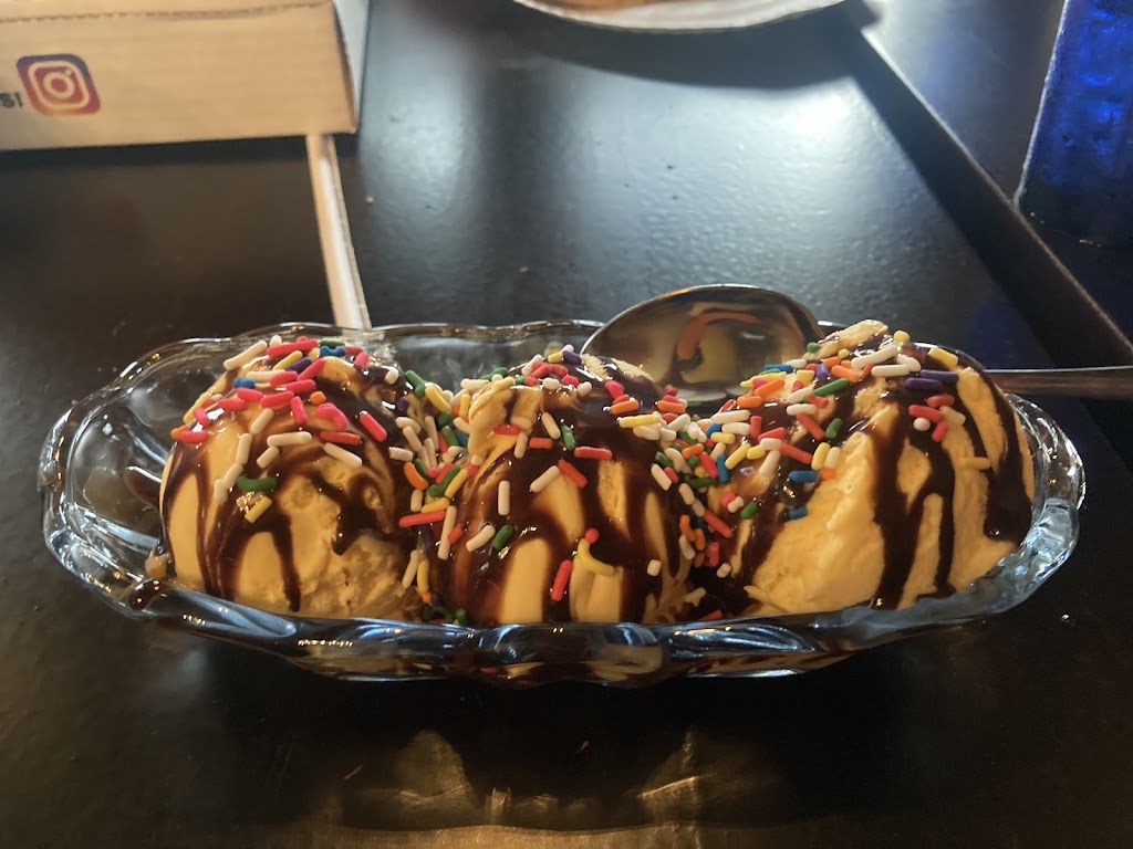 DiFara Pizza Juicy Lucia | restaurant | 100 Lincoln Ave, Staten Island, NY 10306, USA | 7189871227 OR +1 718-987-1227