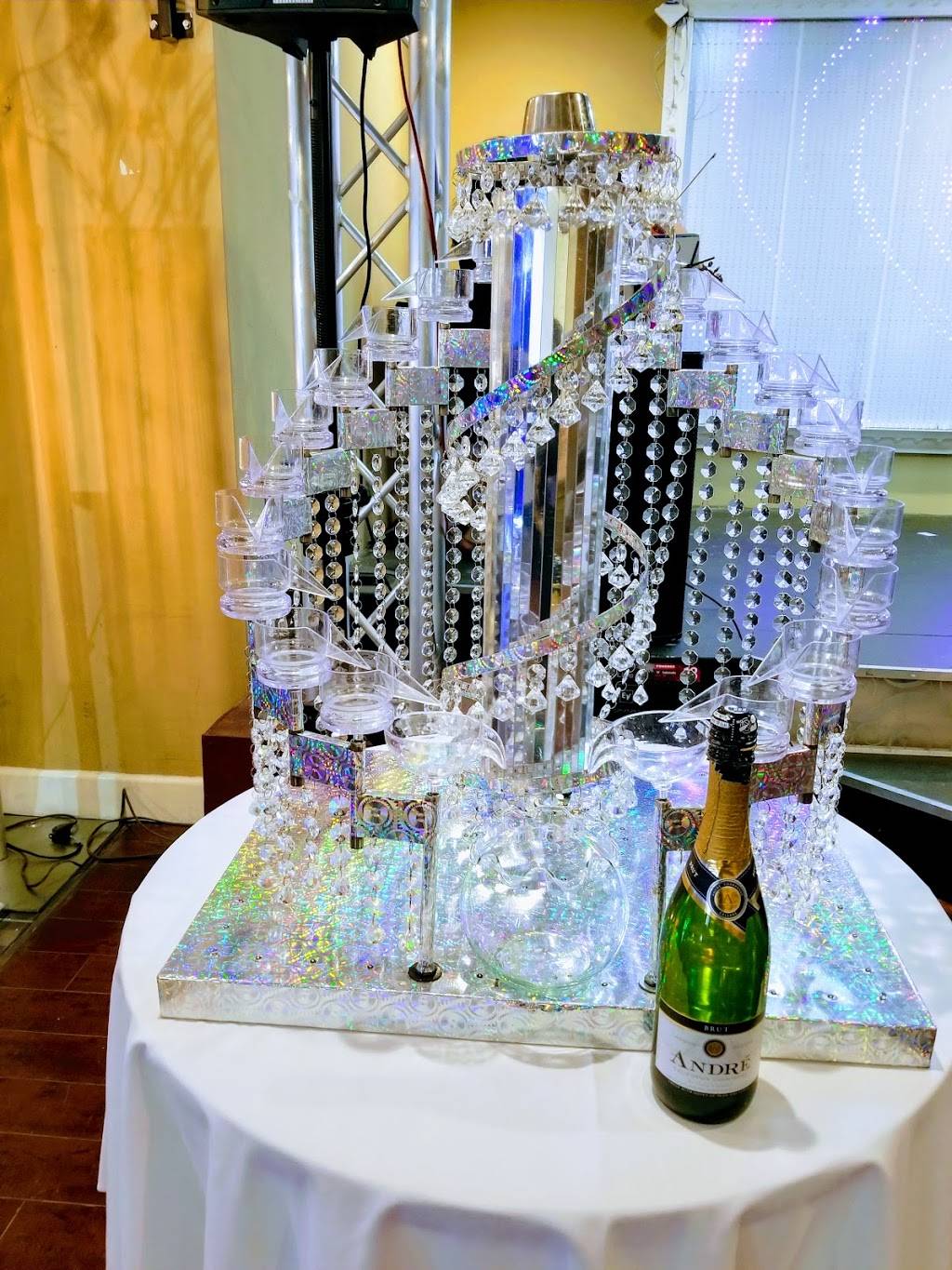 Majesty Restaurant | restaurant | 5015 W Edinger Ave, Santa Ana, CA 92704, USA | 7147755161 OR +1 714-775-5161