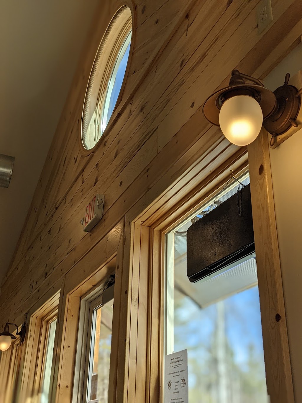 Ebby’s | restaurant | 32358 W M-123, Paradise, MI 49768, USA | 9062911268 OR +1 906-291-1268