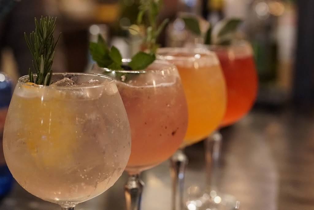 Bruxelles Brasserie | restaurant | 63-71 N Main St, Norwalk, CT 06854, USA | 2038571494 OR +1 203-857-1494