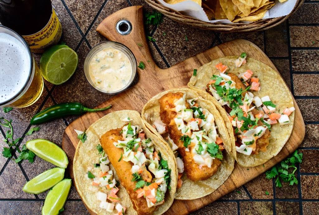 Authentico Mexican Restaurant & Bar | restaurant | 770 N Western Ave, Lake Forest, IL 60045, USA | 8472953500 OR +1 847-295-3500