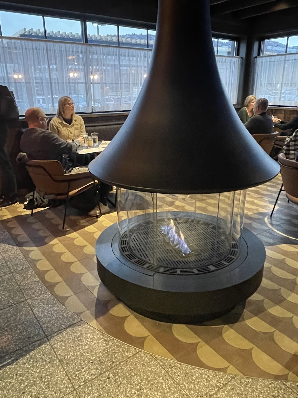 Homegrown Tap & Dough | restaurant | 12622 W Ken Caryl Ave, Littleton, CO 80127, USA | 3032452140 OR +1 303-245-2140