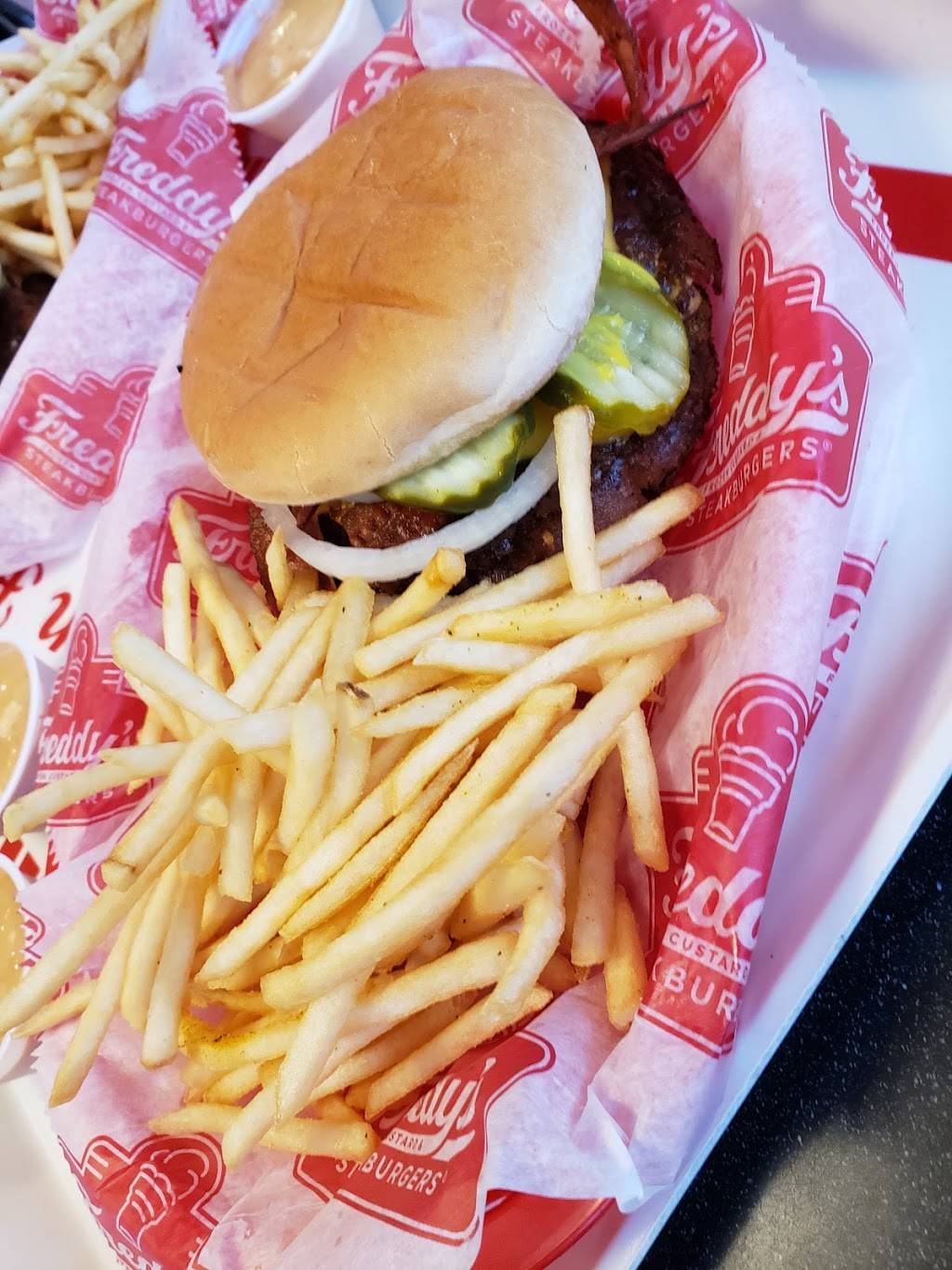 Freddys Frozen Custard & Steakburgers | restaurant | 1007 University Blvd, Suffolk, VA 23435, USA | 7576863900 OR +1 757-686-3900